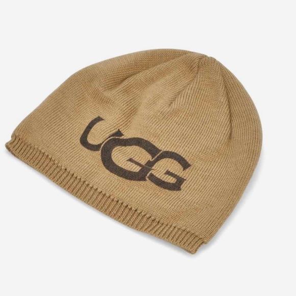 Brand new without tags UGG baby beanie - Picture 1 of 7